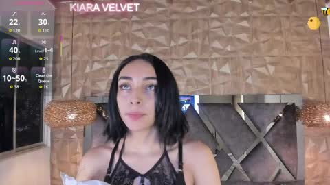 kiara_velvet__ online show from 25, 5, 2026