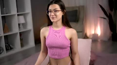KlaraValez online show from 21, 6, 2026