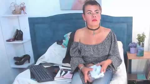 kiaraXMlif online show from 6, 3, 2026