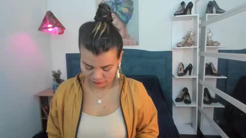 kiaraXMlif online show from 15, 3, 2026