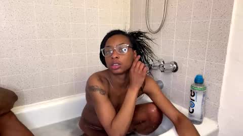 HunneysPlayRoom online show from 22, 2, 2026