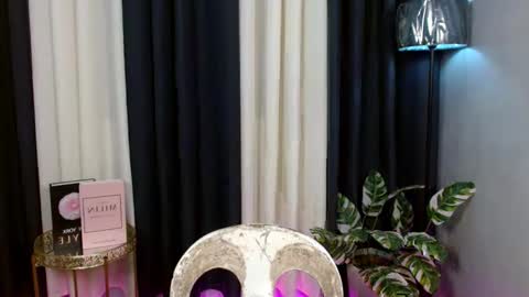 Im Mia online show from 30, 9, 2025