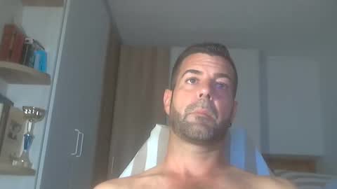 HotMachine online show from 7, 10, 2025