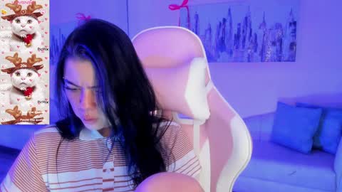 kIKI online show from 17, 12, 2024