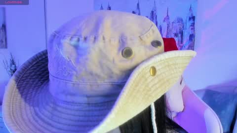 kIKI online show from 28, 12, 2024