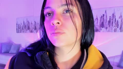 kIKI online show from 8, 1, 2025