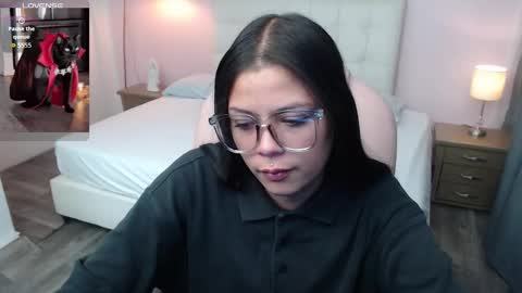 kIKI online show from 17, 9, 2025