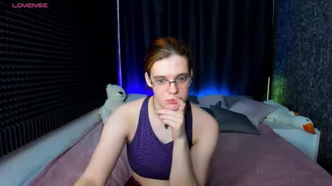 Kiki online show from 10, 1, 2025