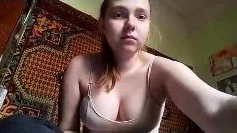 kikibang_ online show from 14, 2, 2026