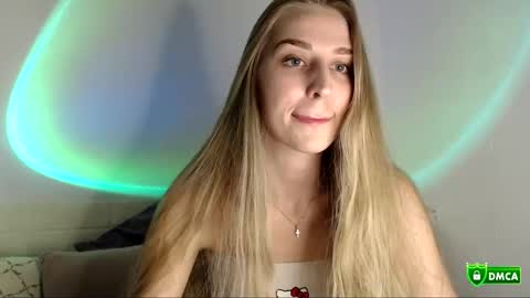 Mika and Miranda online show from 20, 12, 2025