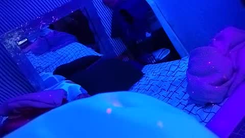 kikilovespartylights online show from 29, 11, 2025