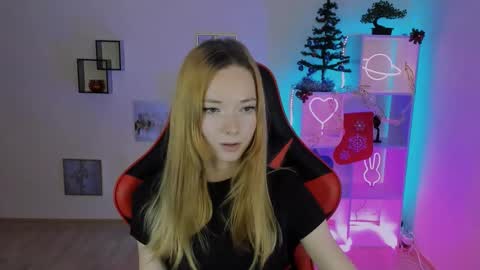 Snapshot of kim_boyd chatting on 5, 12, 2024 kim_boyd online show from 5, 12, 2024