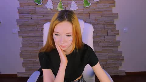 Snapshot of kim_boyd chatting on 12, 12, 2024 kim_boyd online show from 12, 12, 2024