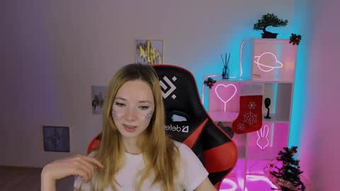 Snapshot of kim_boyd chatting on 14, 12, 2024 kim_boyd online show from 14, 12, 2024