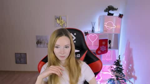 Snapshot of kim_boyd chatting on 16, 12, 2024 kim_boyd online show from 16, 12, 2024