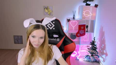 Snapshot of kim_boyd chatting on 18, 12, 2024 kim_boyd online show from 18, 12, 2024