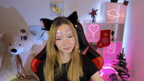 Snapshot of kim_boyd chatting on 20, 12, 2024 kim_boyd online show from 20, 12, 2024