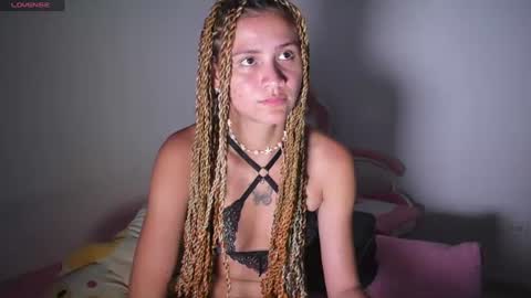 Snapshot of kim_dolls1823 chatting on 22, 6, 2026 ISABELLA 3 online show from 22, 6, 2026