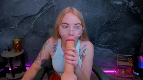 KIM online show from 10, 1, 2025