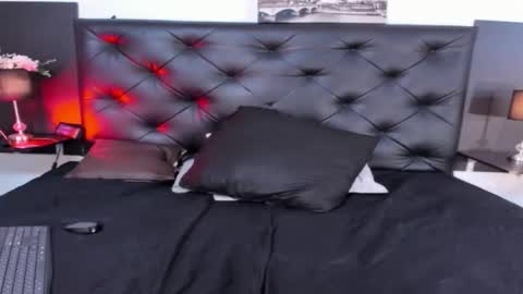 Kim Marquez online show from 27, 9, 2025