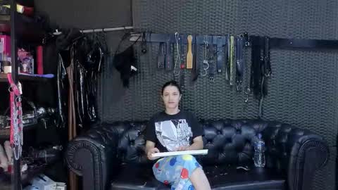  KIMBERLY SWAN  online show from 21, 10, 2025