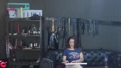  KIMBERLY SWAN  online show from 29, 11, 2025