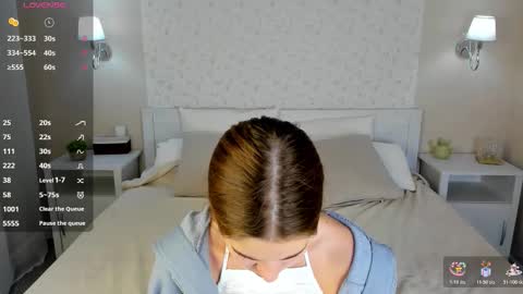 Jennifer online show from 23, 10, 2025