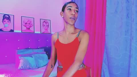 Your Queen KIM online show from 5, 1, 2025