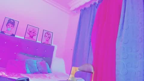 Your Queen KIM online show from 12, 2, 2025