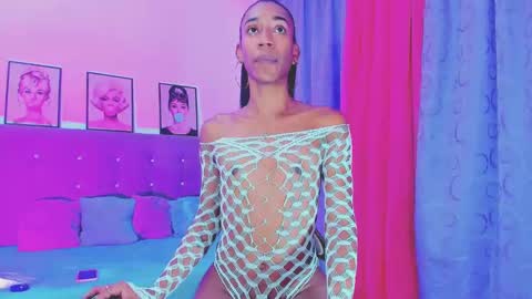 Your Queen KIM online show from 14, 2, 2025