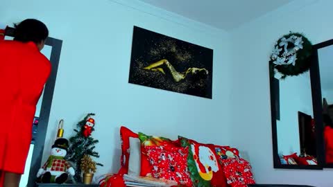 Kimberly Banks online show from 4, 12, 2025