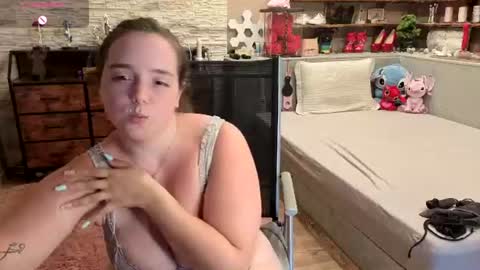 kimberlycaprice online show from 28, 7, 2026