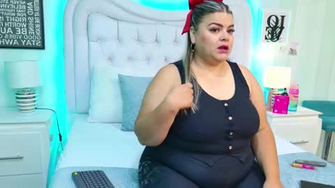 KimBrooks online show from 10, 10, 2025