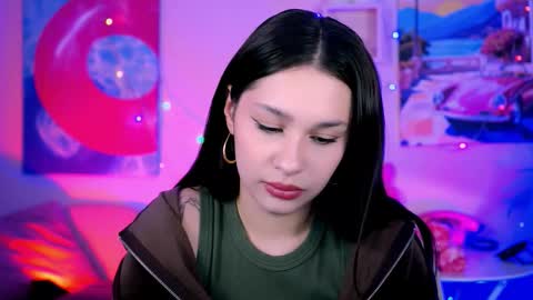 kimclarks online show from 4, 10, 2025