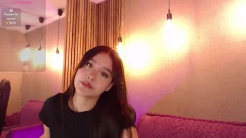 Snapshot of kimgarcez chatting on 2, 11, 2025 kimgarcez online show from 2, 11, 2025