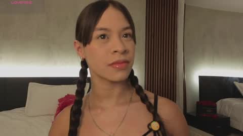 kimhilton online show from 23, 5, 2026