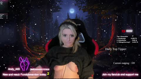 Wolfs Girl online show from 18, 12, 2024