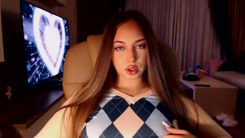 Kim Lee  online show from 28, 12, 2024