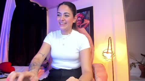 Snapshot of kimmberly_saenz_ chatting on 11, 7, 2026 kimmberly_saenz_ online show from 11, 7, 2026