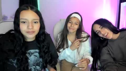 Snapshot of kimmi_foxy chatting on 5, 12, 2024 kimmi online show from 5, 12, 2024