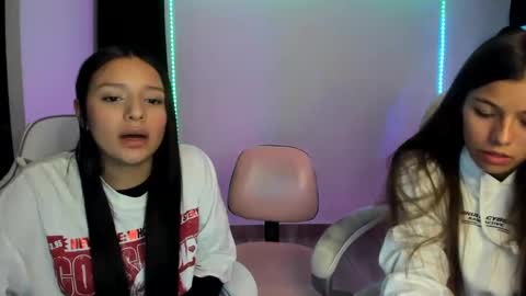 Snapshot of kimmi_foxy chatting on 10, 1, 2025 kimmi online show from 10, 1, 2025