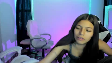 Snapshot of kimmi_foxy chatting on 21, 1, 2025 kimmi online show from 21, 1, 2025
