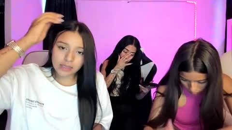 Snapshot of kimmi_foxy chatting on 29, 1, 2025 kimmi online show from 29, 1, 2025