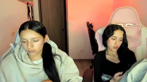 Snapshot of kimmi_foxy chatting on 11, 9, 2025 kimmi online show from 11, 9, 2025