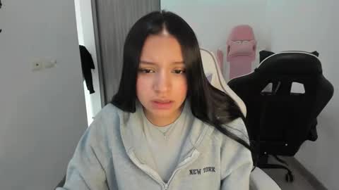 Snapshot of kimmi_foxy chatting on 15, 10, 2025 kimmi online show from 15, 10, 2025