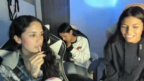 kimmi online show from 5, 11, 2025