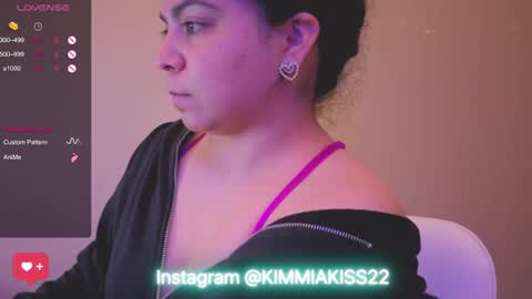 Snapshot of kimmiakiss22 chatting on 11, 1, 2025 Kimmi online show from 11, 1, 2025