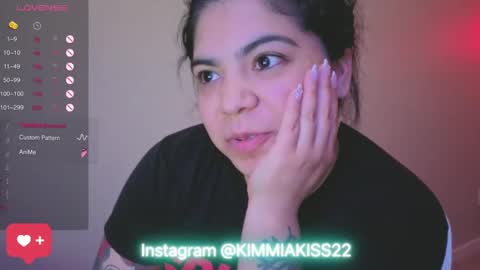 Snapshot of kimmiakiss22 chatting on 1, 2, 2025 Kimmi online show from 1, 2, 2025