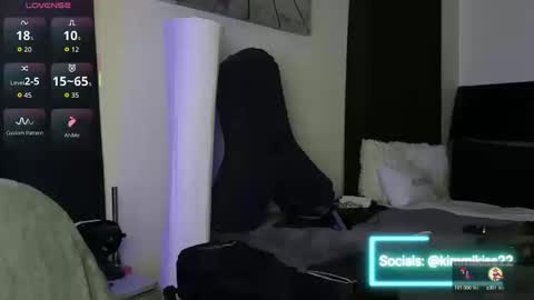 Snapshot of kimmiakiss22 chatting on 9, 10, 2025 Kimmi online show from 9, 10, 2025