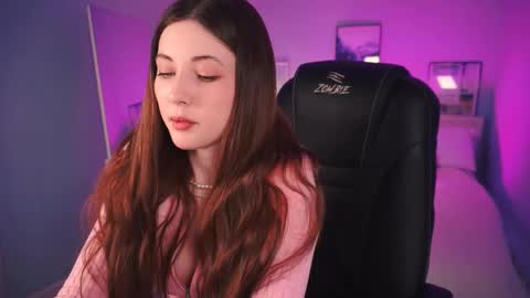 Snapshot of kimmie_shine chatting on 19, 2, 2026 Your Kimmie follow me online show from 19, 2, 2026